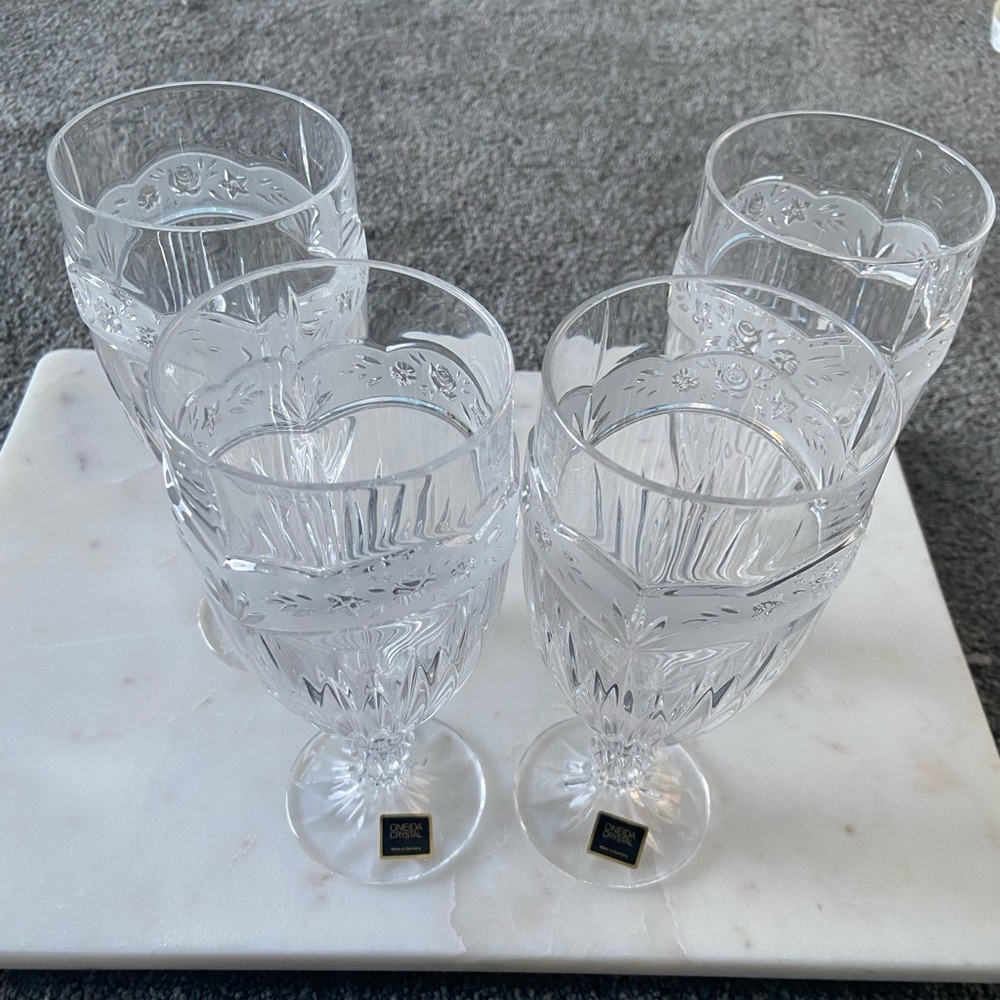 Oneida Clear Crystal Wine Glass Set